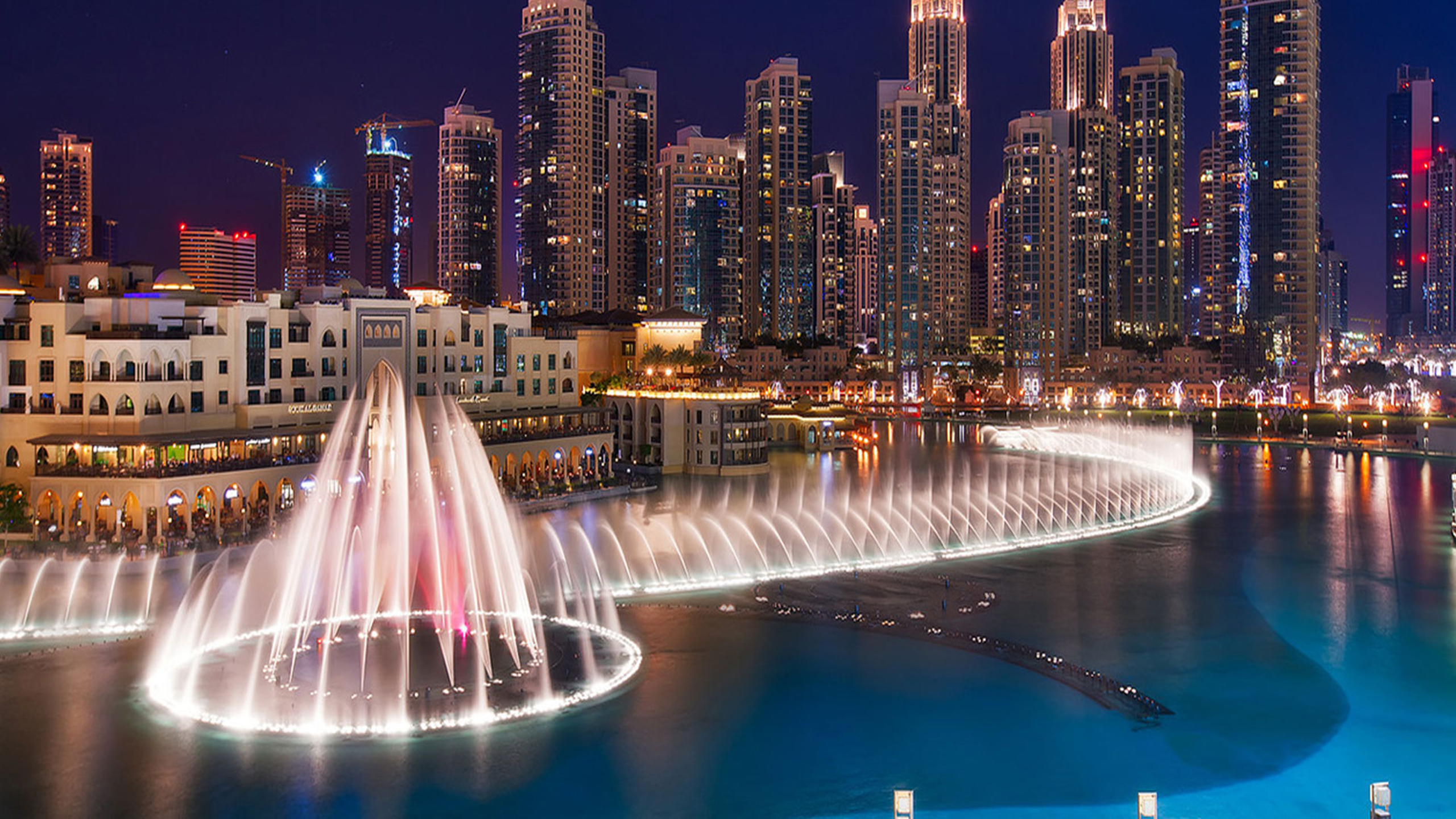 Dubai-Fountains–Fountain-on-the-Burj-Khalifa-lake-Wallpaper-hd