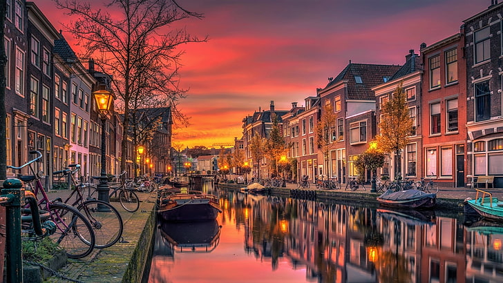 amsterdam-canal-sunset-houses-wallpaper-preview