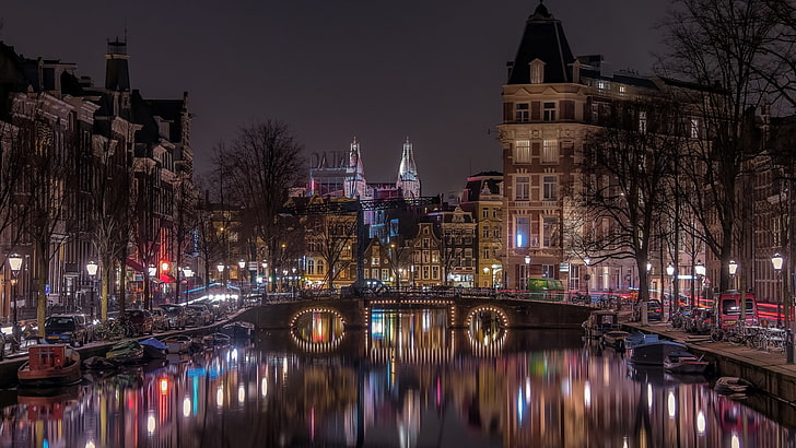 amsterdam-europe-city-lights-canal-wallpaper-preview