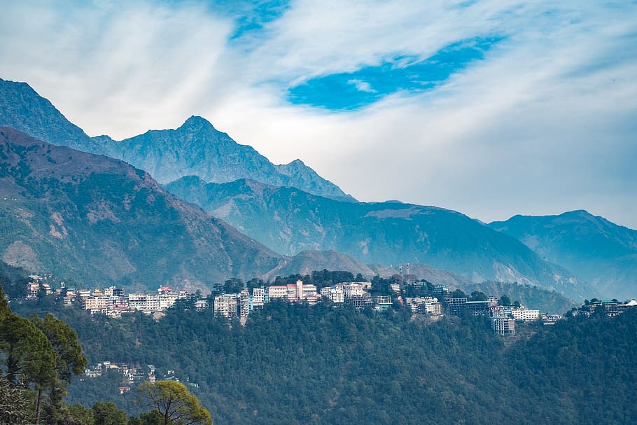 himalayas-dharamshala-mcleod-ganj-dhauladhar-range